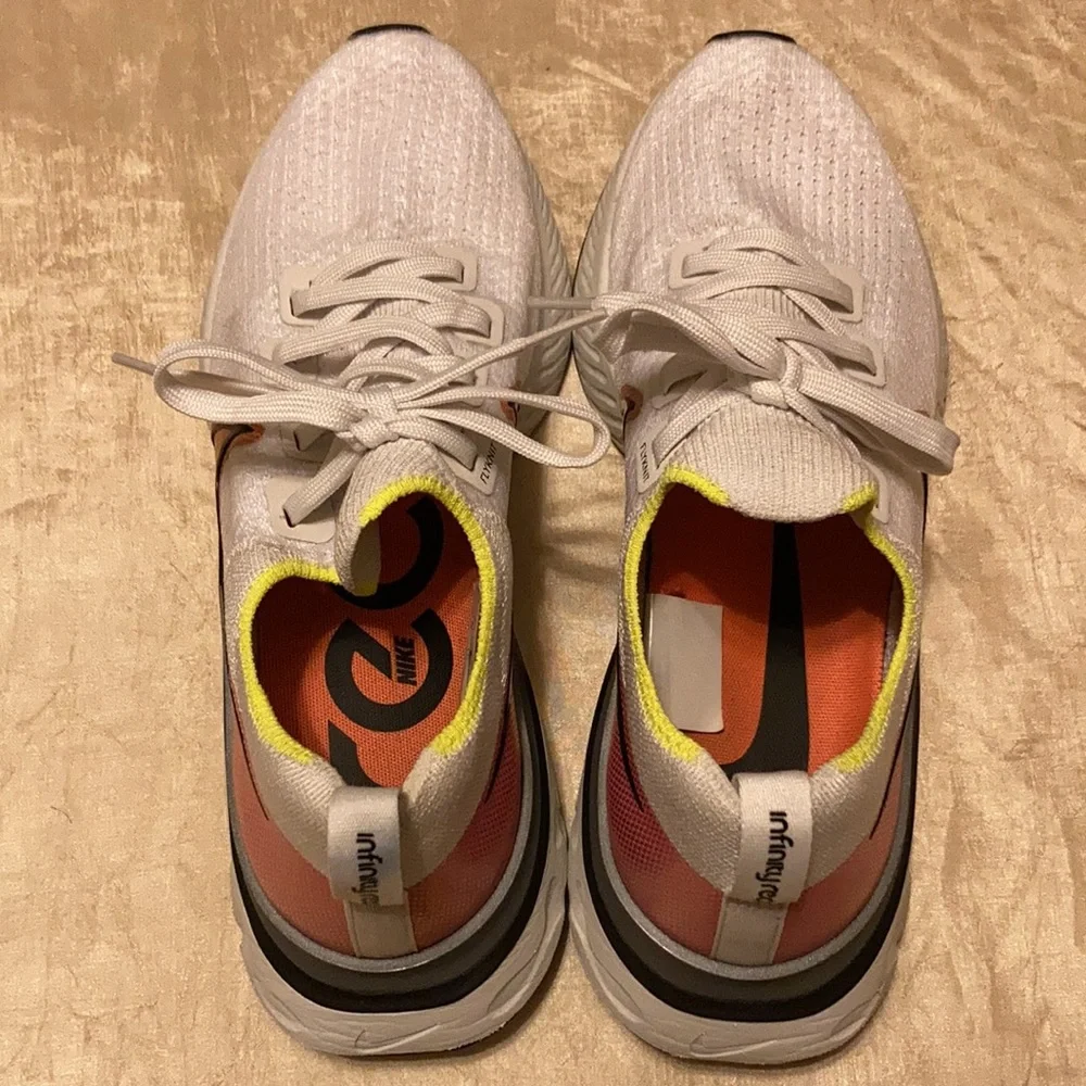 NIKE REACT INFINITY RUN FLYKNIT